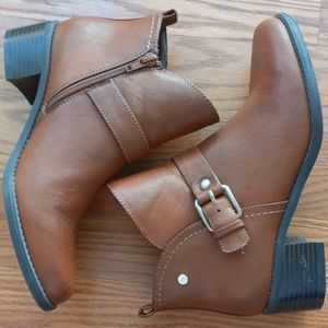 Dana buchman wedge boots on sale